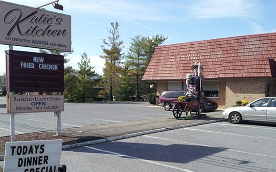 Best Amish Towns in Pennsylvania - Amish Country 12 restaurant