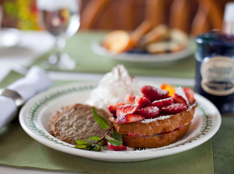 Lancaster B&B Breakfast - Historic Smithton Inn, Ephrata PA